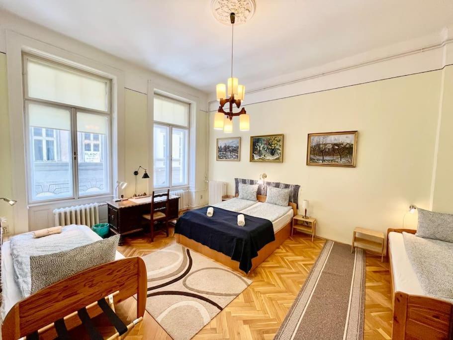 Bank5 Central Apartment Budapest Luaran gambar